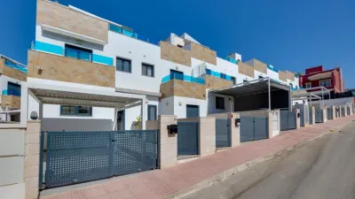 Terraced house on Calle Carmen Laforet, No. 3 photo 21