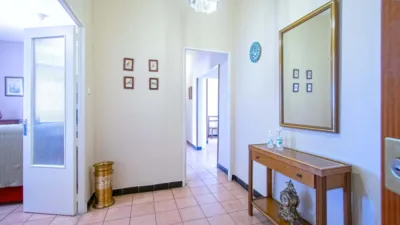 Flat in Tablada photo 9