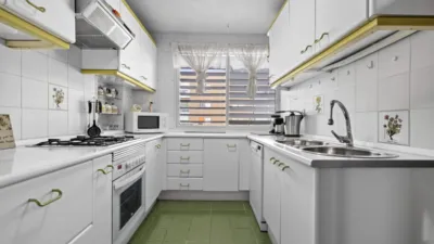 Apartment on Doctor Pedro de Castro Street photo 26