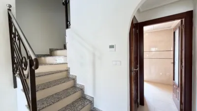Townhouse on Avenida de Gijon photo 15