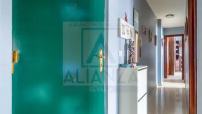 Apartment on San Juan de Aznalfarache Street photo 4