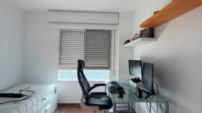 Apartment on Calle Vicente Chávarri photo 18
