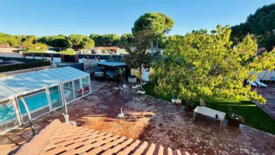 Chalet on Calle Vino Tinto photo 35