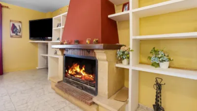 Chalet on Fco.Fdez.Santos Street (Ur.Pretel) photo 13