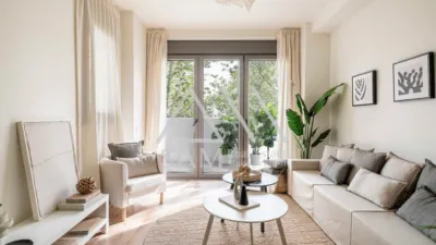 Apartment in El Poblenou photo 2