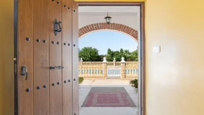Chalet on Fco.Fdez.Santos Street (Ur.Pretel) photo 10
