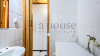 Apartment on Carrer de Las Navas de Tolosa photo 27