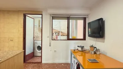 Apartment on Calle Vicente Chávarri photo 11