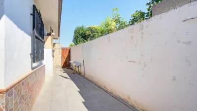 Chalet on Fco.Fdez.Santos Street (Ur.Pretel) photo 28