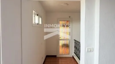 Duplex on Duraznillo Street photo 19