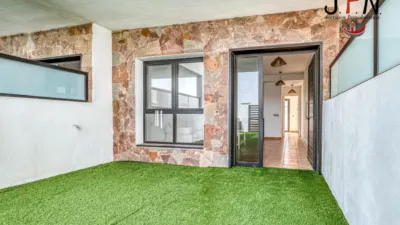 House on Calle de la Orilla photo 6
