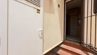 Townhouse on Avenida de Gijon photo 27