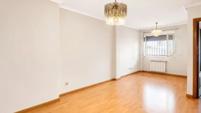 Flat on Calle del Ebro photo 9