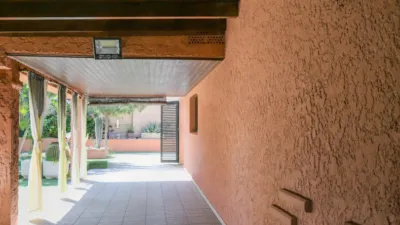 Semi-detached house on Calle Remol photo 3