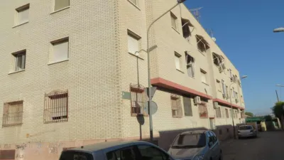 Flat on Félix Rodríguez de la Fuente Street photo 4