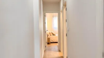 Apartment on Carrer de Miguel Hernández photo 12