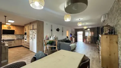Casa – Dolores - Más