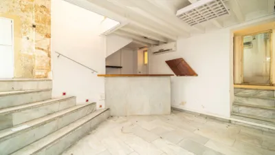 Chalet on Carrer de Montenegro photo 9