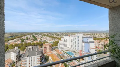 Apartment in Passatge Delta Muga photo 3