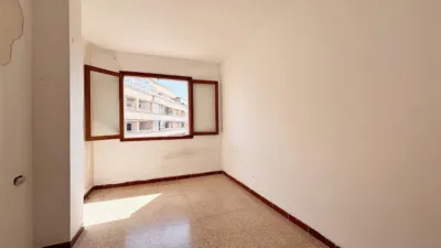 Apartment on Carrer de Colubí photo 16