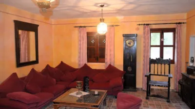 Chalet on Los Atolladeros Street photo 16