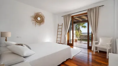 Chalet on Calle 8742 - Sa Casa Blanca (Pun photo 16