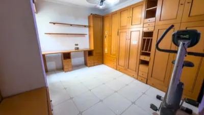 Apartment on Calle de Ramón Gallud photo 23