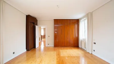 Semi-detached house on Negubide Street photo 20