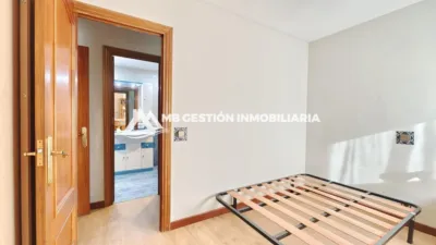 Apartment on Calle de Nazaret photo 12