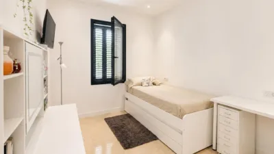 Apartment on Carrer de Baltasar Valentí photo 2