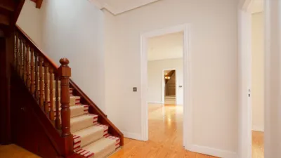 Semi-detached house on Negubide Street photo 14