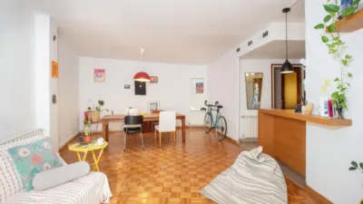 Flat in Centre photo 9