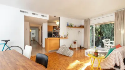 Flat in Centre photo 5