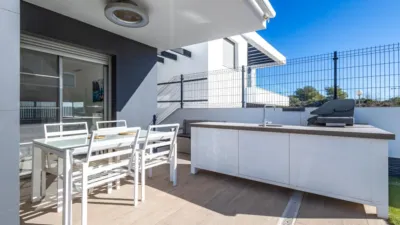 Chalet on Calle Ebro photo 9
