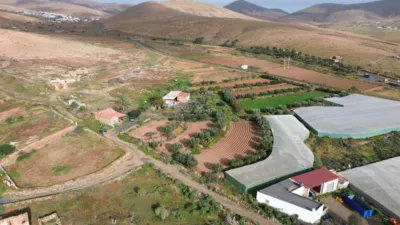 Rustic finca on Calle Majadilla photo 26