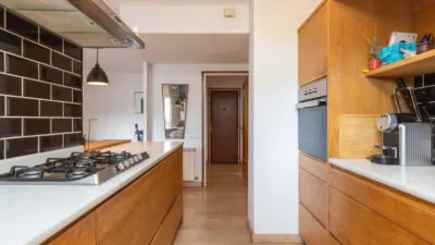 Flat in Centre photo 14