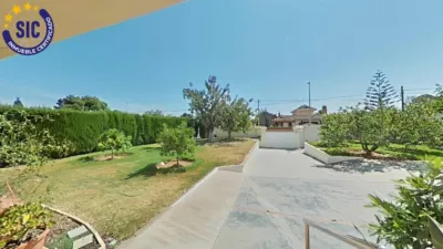 Chalet on Carrer Enrique Granados photo 17