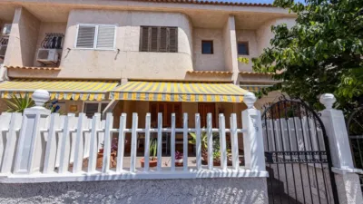 Terraced house in Monte de Sta Pola Street photo 42