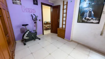Apartment on Calle de Ramón Gallud photo 24