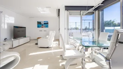 Chalet on Calle Ebro photo 11