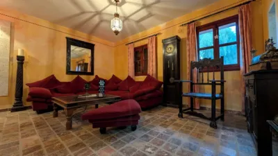 Chalet on Los Atolladeros Street photo 15