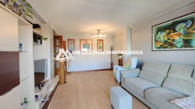 Apartment on Calle de Nazaret photo 3
