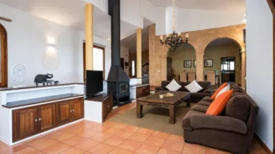 Chalet on Calle 8742 - Sa Casa Blanca (Pun photo 12
