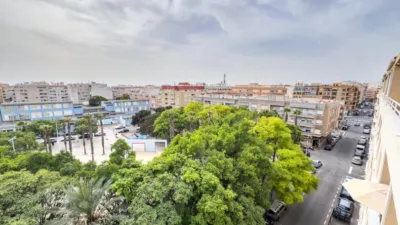 Apartment on Moriones Street photo 29
