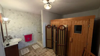 Chalet on Los Atolladeros Street photo 32