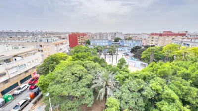 Apartment on Moriones Street photo 4