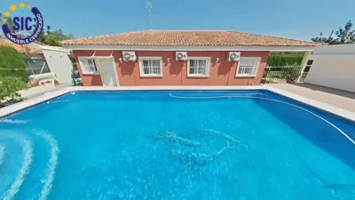 Chalet on Carrer Enrique Granados photo 11