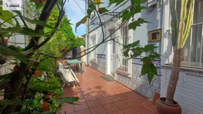 House on Antonio Mendoza Street photo 36