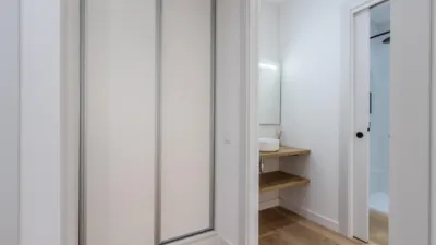 Flat on Carrer de l'Abat Escarré photo 40