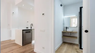 Flat on Carrer de l'Abat Escarré photo 27